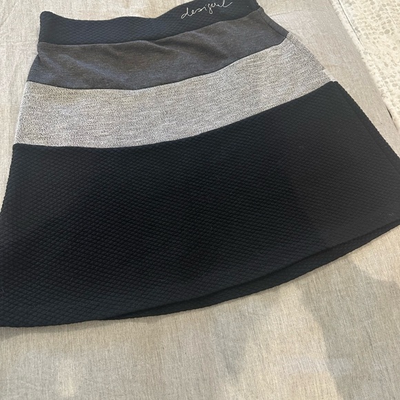 Desigual skirt - Picture 2 of 3